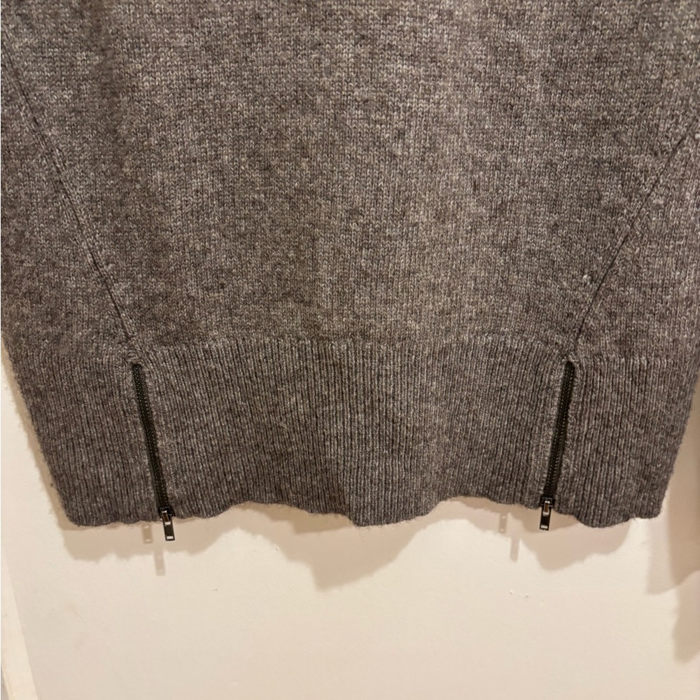Eileen Fisher Gray Black Merino Wool Yak Sweater Small - Picture 4 of 6